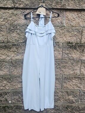 EUC Promesa Baby Blue Cropped Wide Leg Belted Jumpsuit With Pockets Sz Medium